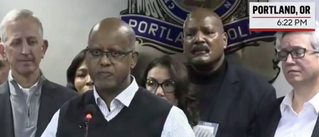 Somali Democrat Who Came To US Two Decades Ago Still Can’t Speak Clear English